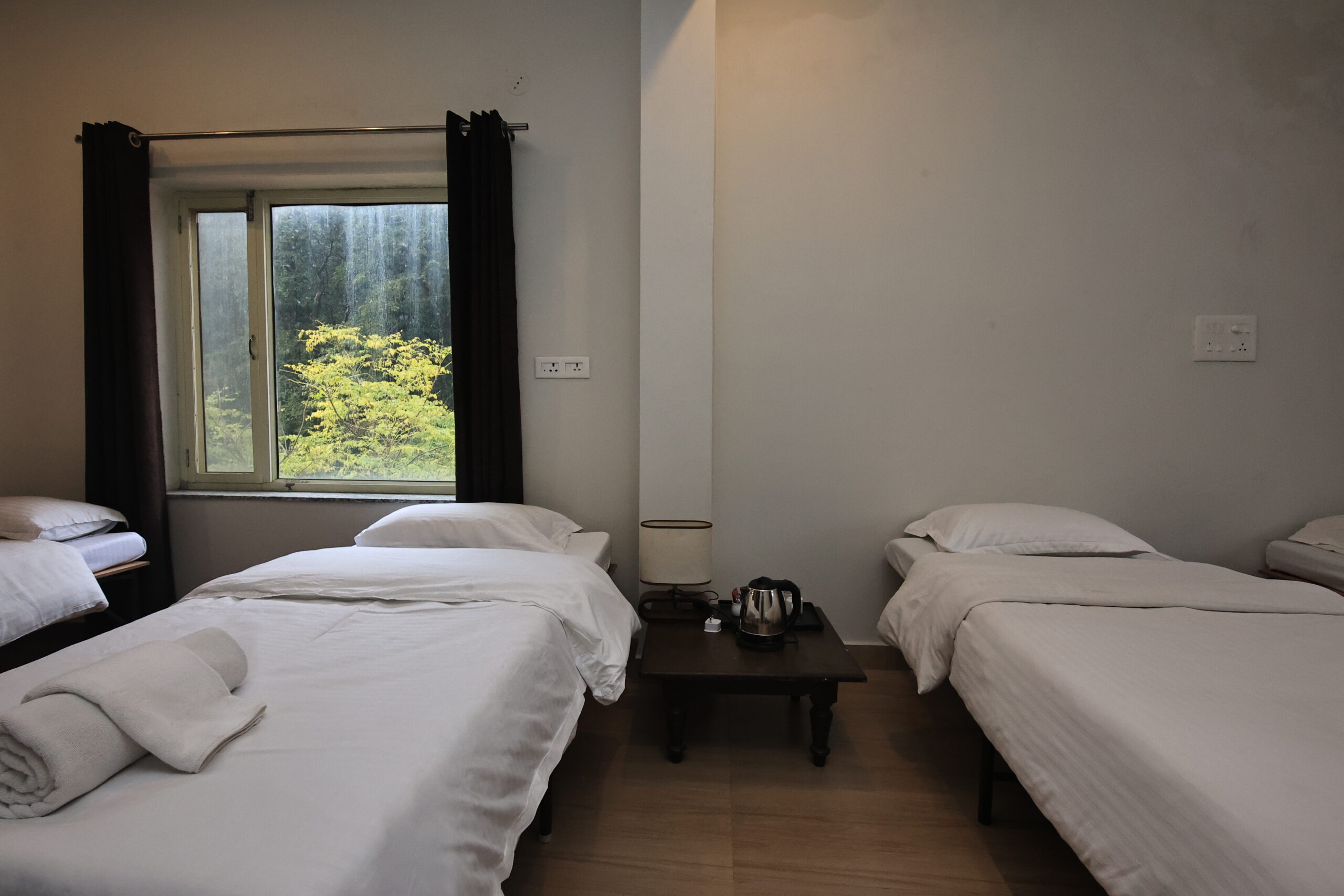 meditation retreats in india