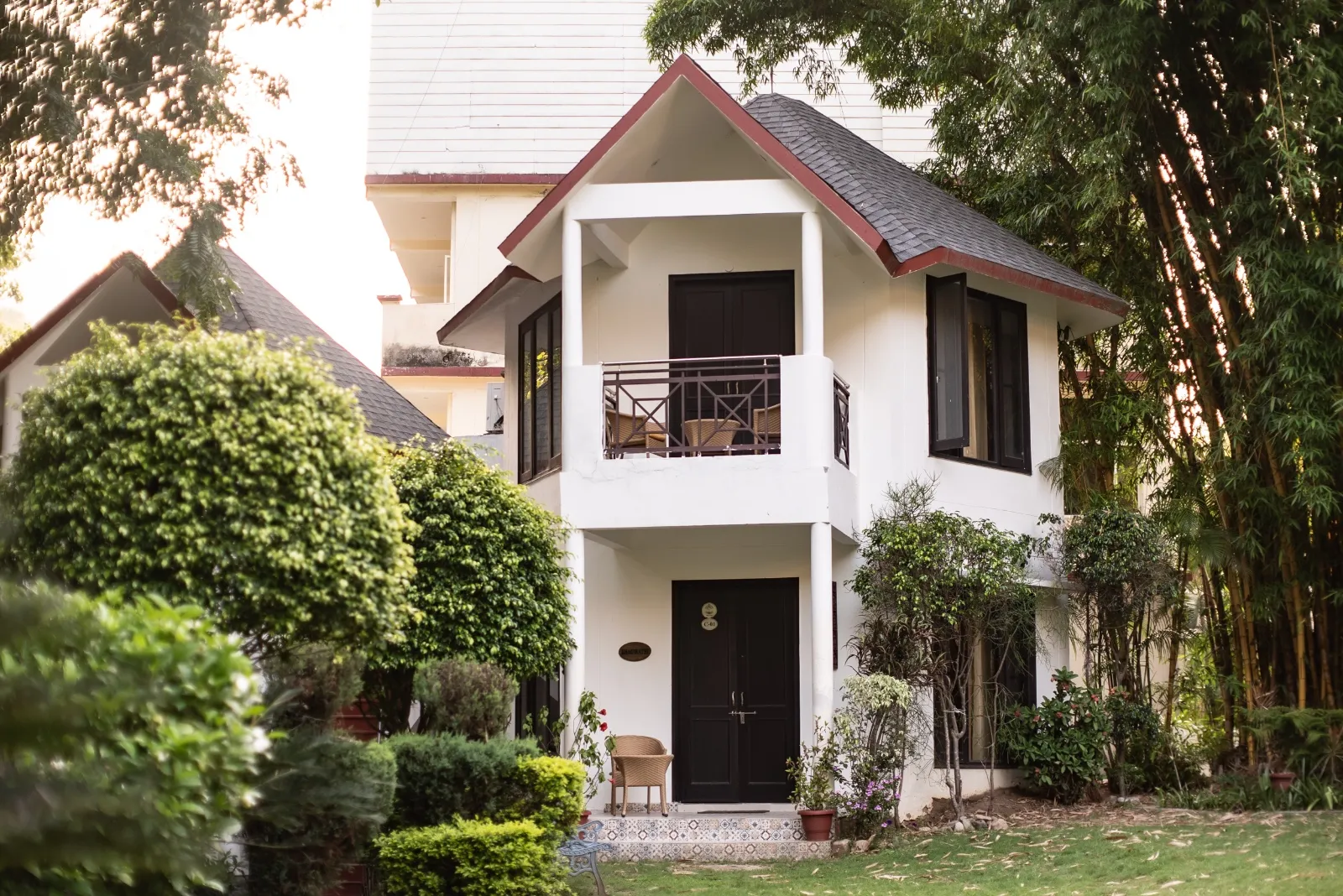meditation retreats in india